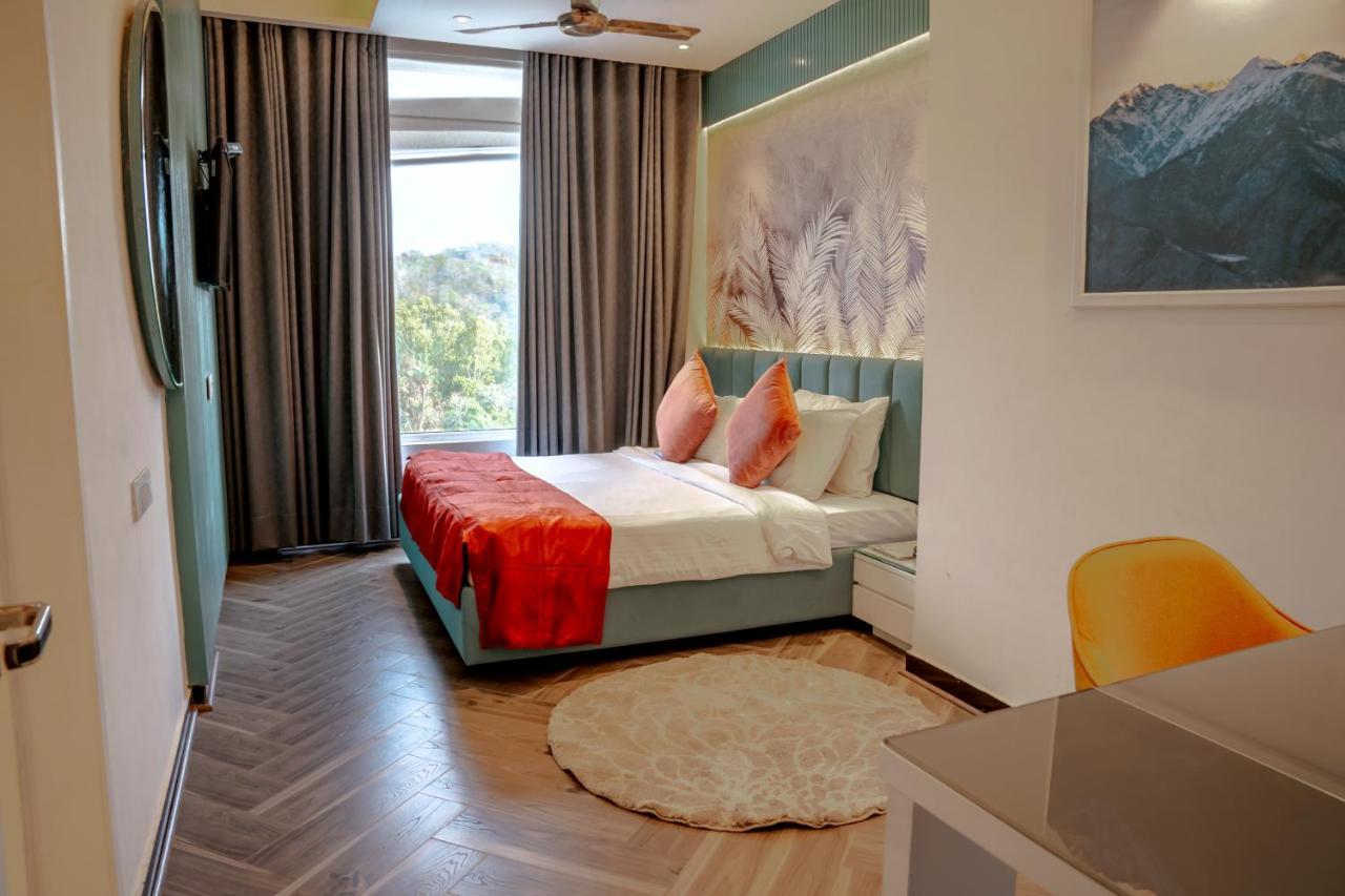 Redwood Resort ปัญจ์กุลา ภายนอก รูปภาพ