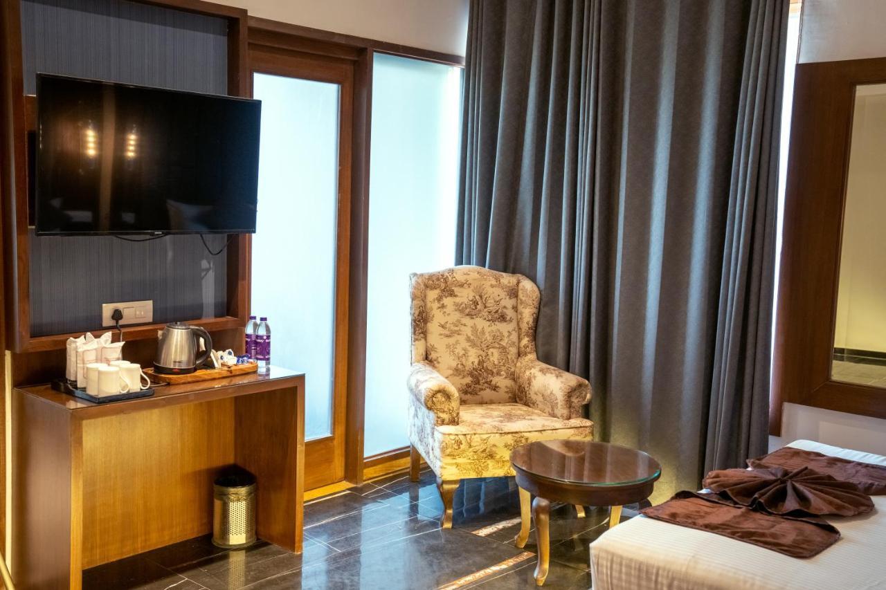 Redwood Resort ปัญจ์กุลา ภายนอก รูปภาพ