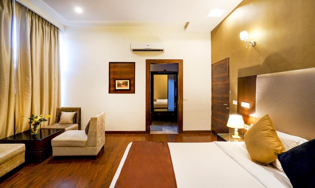 Redwood Resort ปัญจ์กุลา ภายนอก รูปภาพ