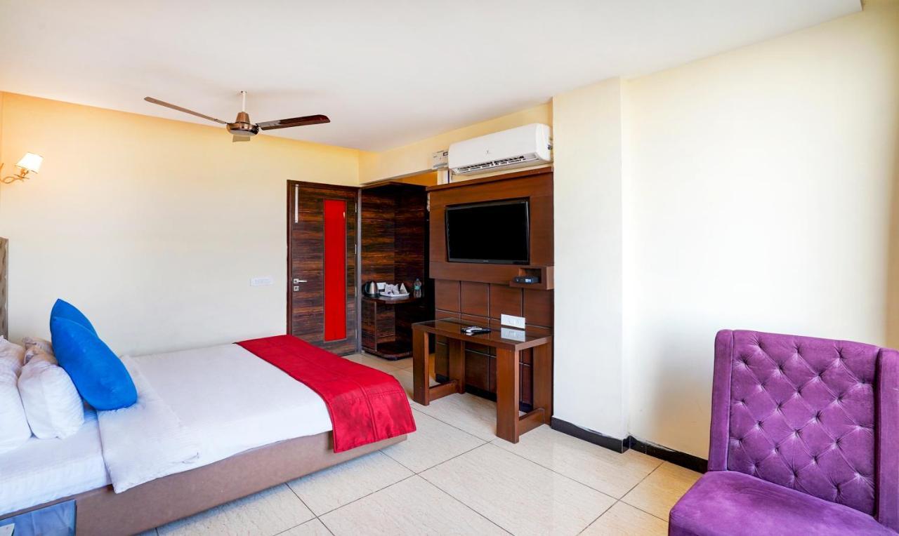 Redwood Resort ปัญจ์กุลา ภายนอก รูปภาพ