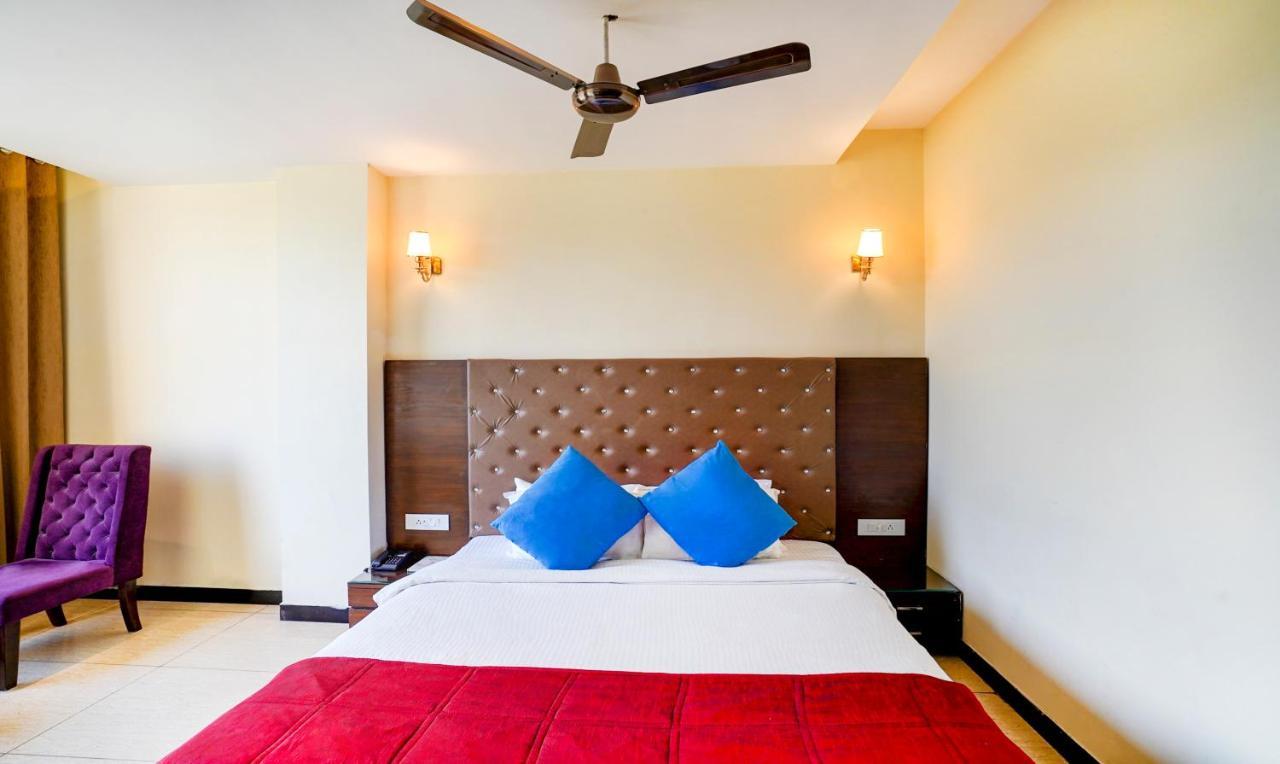 Redwood Resort ปัญจ์กุลา ภายนอก รูปภาพ