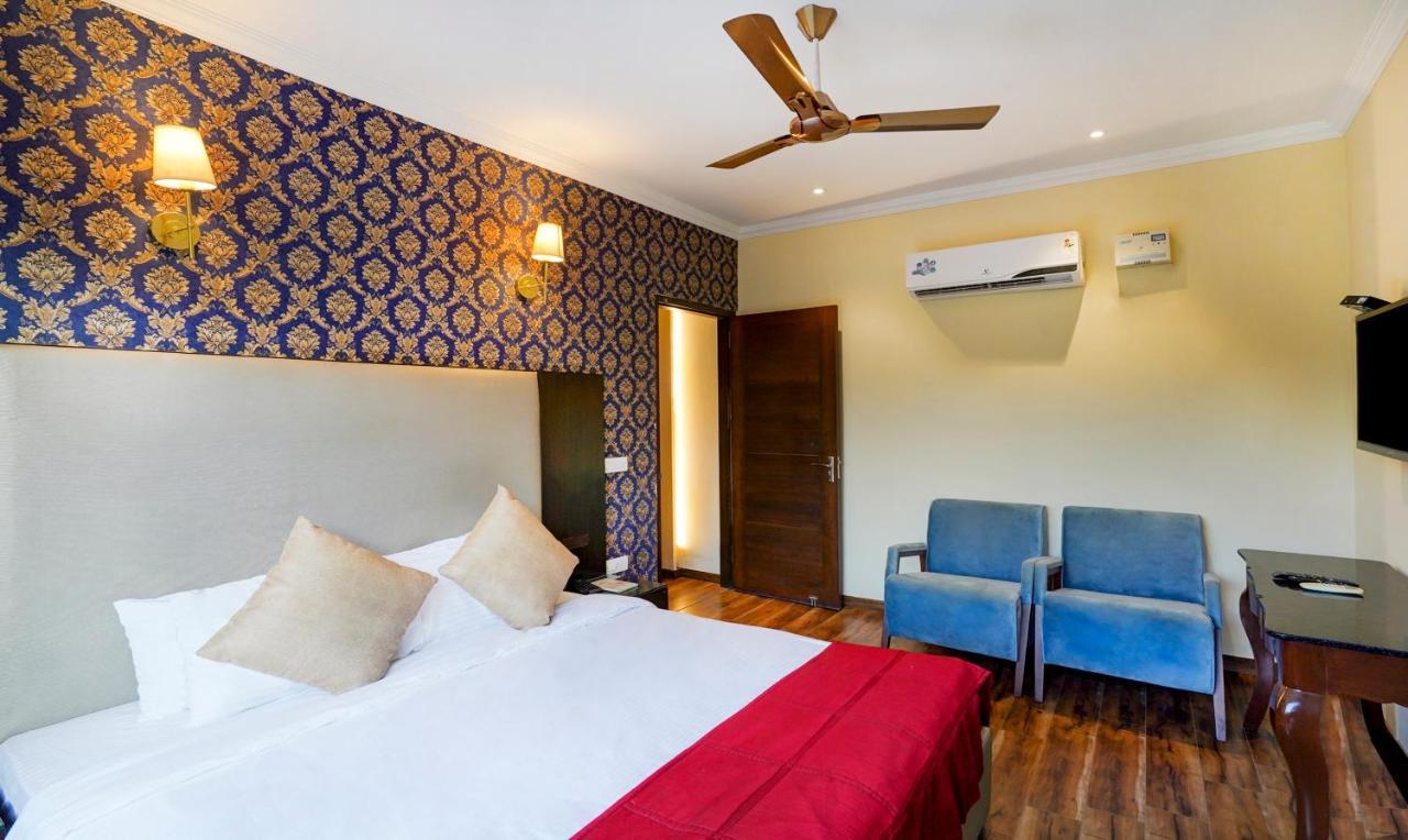 Redwood Resort ปัญจ์กุลา ภายนอก รูปภาพ