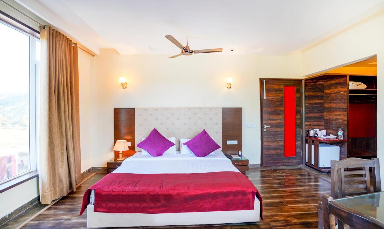 Redwood Resort ปัญจ์กุลา ภายนอก รูปภาพ