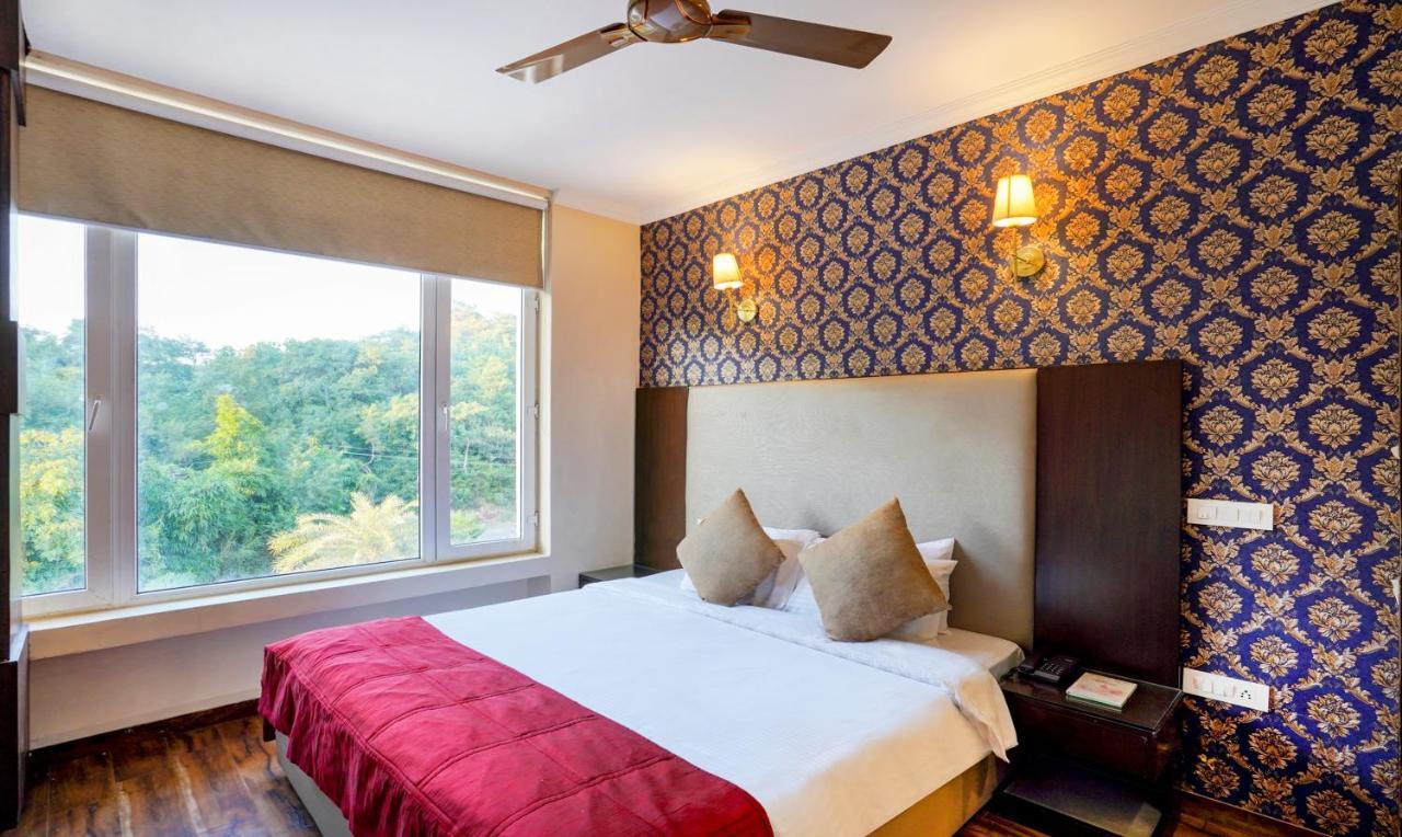 Redwood Resort ปัญจ์กุลา ภายนอก รูปภาพ