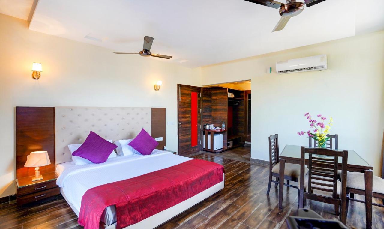 Redwood Resort ปัญจ์กุลา ภายนอก รูปภาพ